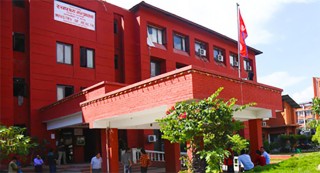 कोरोना सङ्क्रमण बढ्दै   :  'उपचारका लागि  सातवटै प्रदेशमा १७ अस्पताल तोकिए'