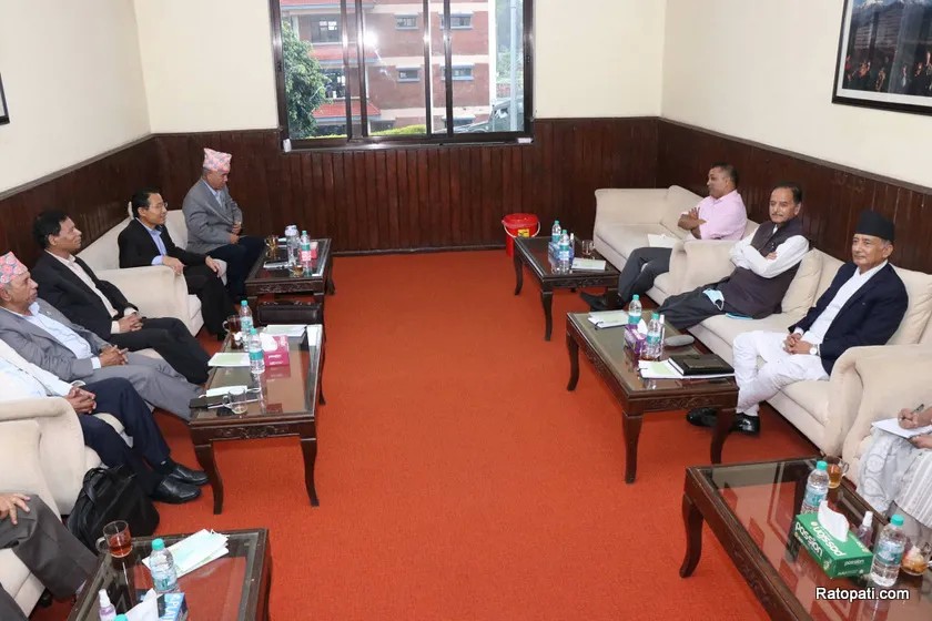 मङ्गलबार जिम्मेवारी टुङ्ग्याउने   :  ' चुनावी तालमेल र सिट बाँडफाँटबारे छलफल ' 