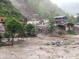  बाढी र पहिरोले जनजीवन त्रस्त :' मृतकको सङ्ख्या २२ पुग्यो, ११ जना घाइते' 