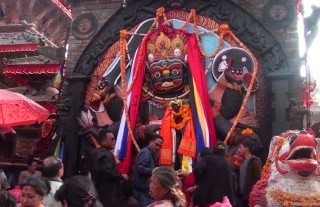 दुर्गाको पूजा आराधना सुरु : ' हनुमानढोकाको दशैँ घरमा विशेष पूजा गरिँदै'