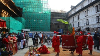 महागौरी देवीको पूजाआराधना गरियो : शक्ति, ऐश्वर्य र विद्या प्राप्त हुने धार्मिक विश्वास छ'