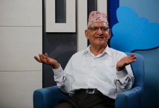 अध्यक्ष केसीले भने  : ' संविधान र गणतन्त्र जोगाउन अग्रगमनले जित्नैपर्छ '