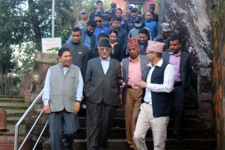 अध्यक्ष दाहालले भने : "निर्वाचनका लागि  मात्र   नभई संविधानको रक्षाका लागि हाे"  