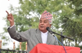 वरिष्ठ नेता पौडेलले भने : " जनताको हातमा आएको अधिकार गुम्न दिन्नौँ " 