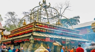 गुह्येश्वरी  : 'रातभर तान्त्रिक पूजा '