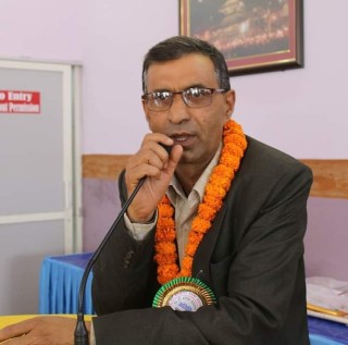 आचारसंहिताको धज्जी :  " निजी कलेजलाई सार्बजनिक भनेर लुट्ने प्रतिबद्धता "