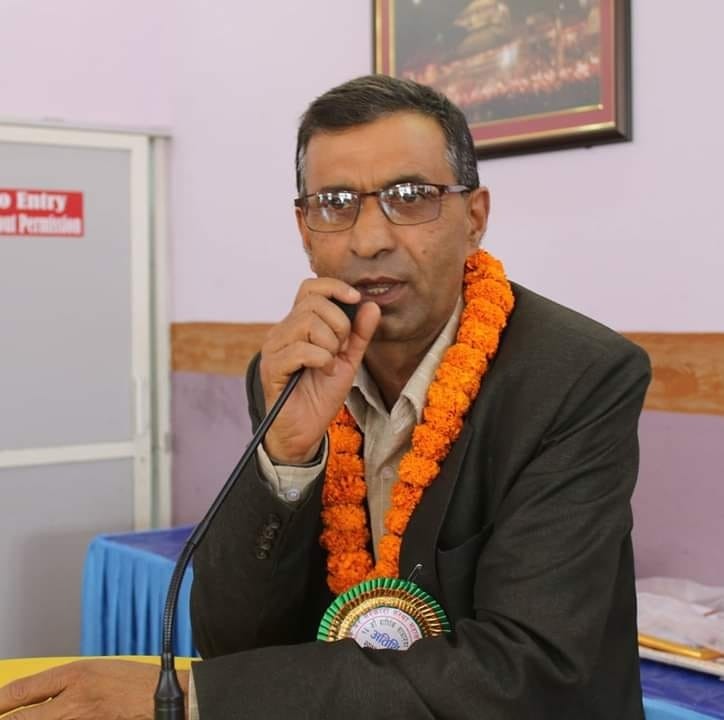 आचारसंहिताको धज्जी :  " निजी कलेजलाई सार्बजनिक भनेर लुट्ने प्रतिबद्धता "