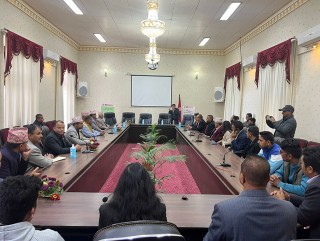 १० औं दिनसम्म पनि आयोग अनिर्णित : " कांग्रेसले भन्यो : छिटो मतगणना गर "