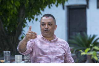 महामन्त्री थापाले भने :  " कांग्रेस बदल्न महामन्त्री पद त्याग्न तयार छु " 