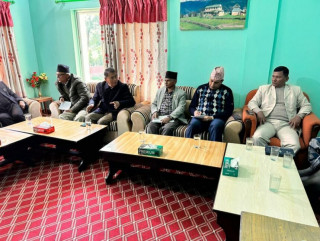 उद्धार तथा राहतकाे अवस्था   : ' अनुगमनमा  सदस्य भूकम्प प्रभावित क्षेत्रमा '