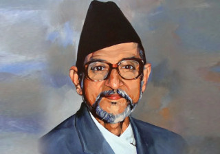 कस्तो बाटो देखाए बिपीले  : "  हाम्राे  राजनीतिक बाटो  कता  हिँड्याे ? "
