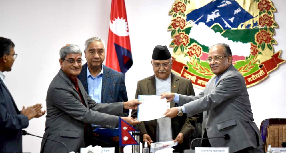 अध्यक्ष दाहालले भने  : " शान्ति, स्थिरता र समृद्धिका निम्ति खुसीको कुरा " 