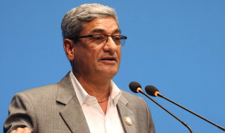 ' लोकतन्त्रपछि केही भएन भन्ने भाष्य गलत ' : गृहमन्त्री लेखक