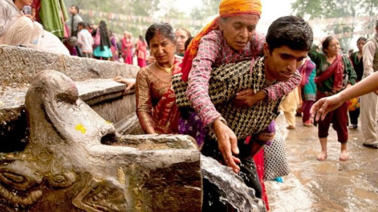 वैशाख कृष्ण औँसी : 'आज आमाको मुख हेर्ने पर्व मनाइँदै '