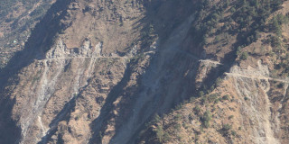 दार्चुला - टिङ्कर सडक निर्माण : ' सेनाले दुईतिरबाट काम थाल्यो '