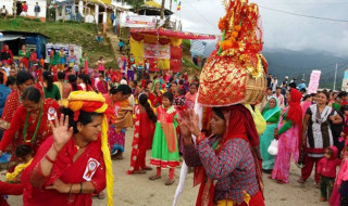 सुदूरपश्चिममा गौराको रौनक : ' आज ' नानी गौरा ' मनाइँदै '