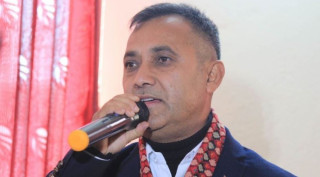 महामन्त्री शर्माले भने : " विशेष महाधिवेशन हुन्छ, पार्टी फुट्दैन "