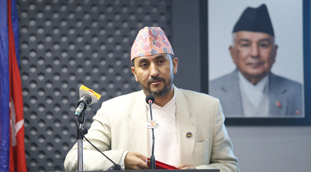 सरकारकाे उच्च प्राथमिकतामा   -   " निर्धारित मितिमा निर्वाचन "
