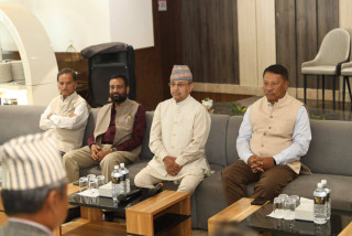 थापा पक्षलाइ आधिकारिकता : '  सर्वोच्चको फैसला  पुनरावलोकन गर्ने'