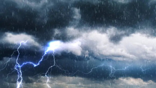 हिमाल - पहाडमा वर्षा र हिमपात : ' तराईमा तातो हावा '
