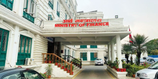 आर्थिक वर्षको पहिलो ३४ दिन : ' एक खर्ब राजस्व उठ्यो '