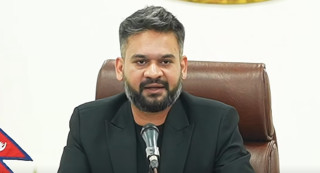 प्रधानमन्त्री शाह :  ' भाग लिन असोज ६ मा अमेरिका जाने '